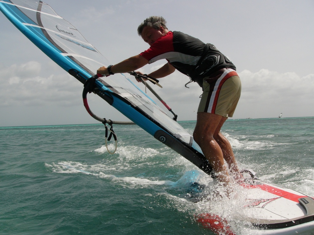 Alan Wrong Side - Aruba Alan Wrong Side - Aruba